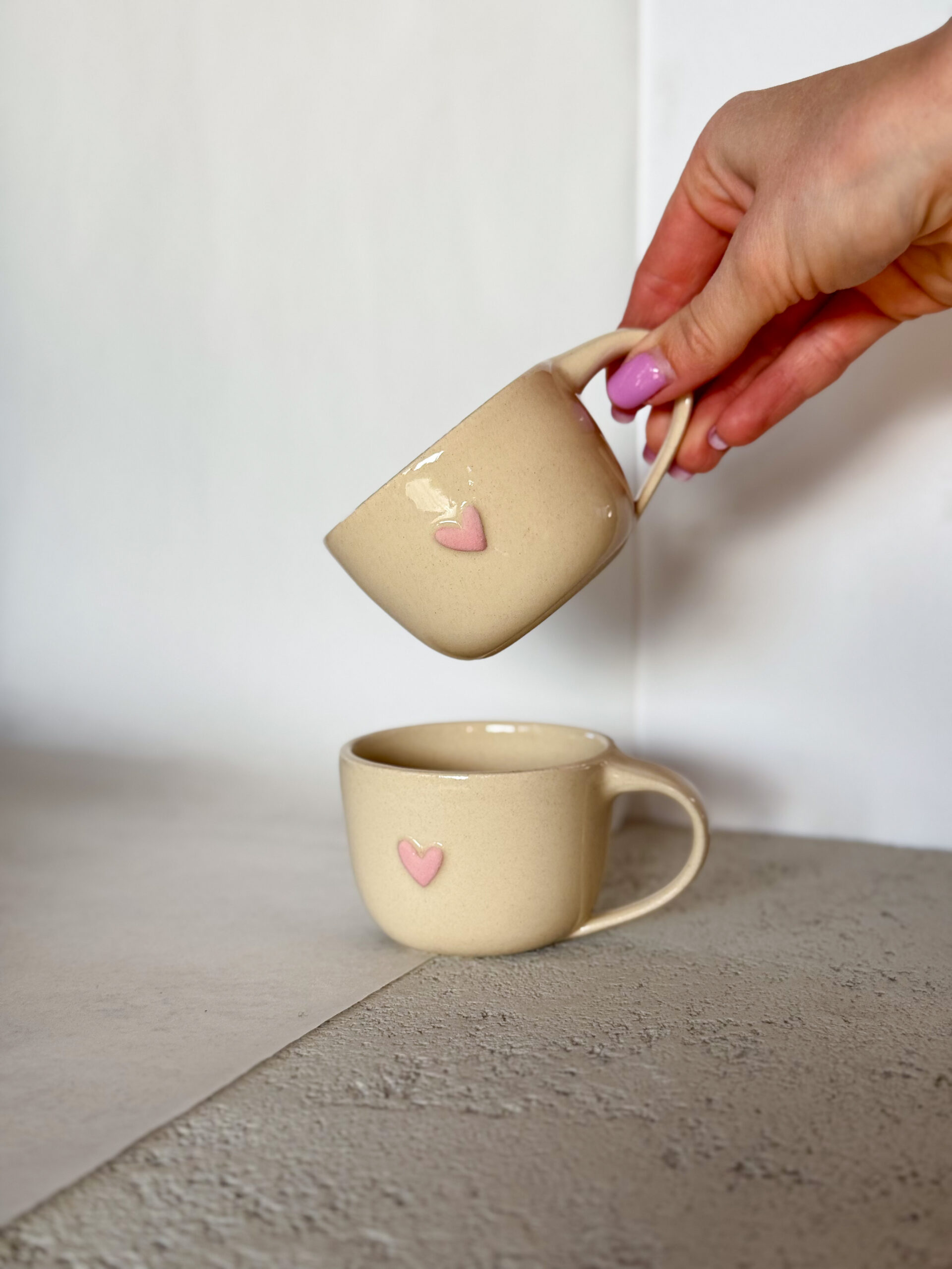 SRDÍČKOVÝ RŮŽOVÝ HRNEK 90ml